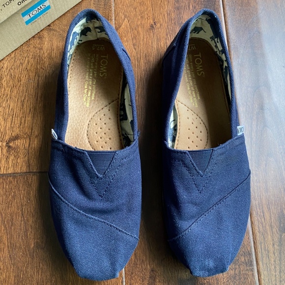 Toms Classic Canvas Slip-On Navy Size 7.5 - Picture 4 of 9